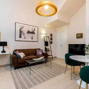 Behouse Cuna Seville
