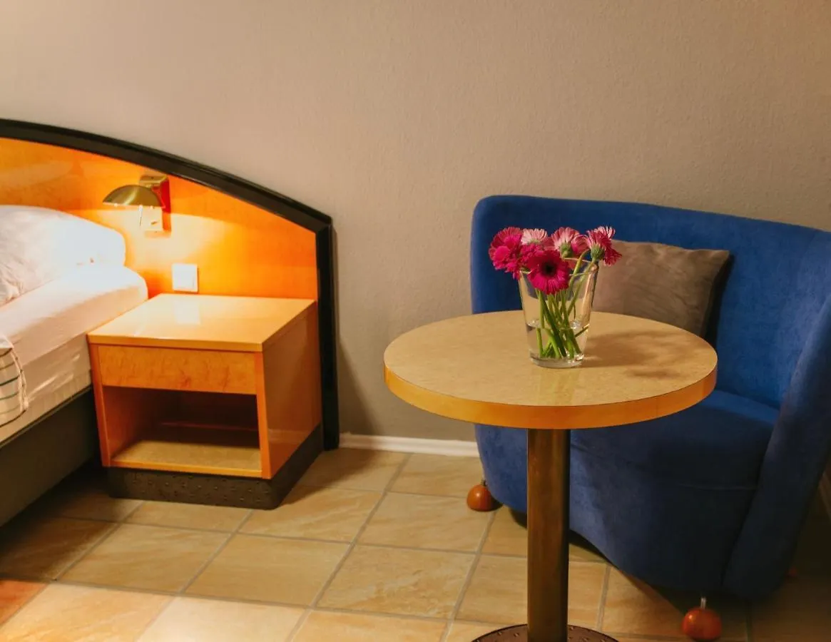 Pension Tokus Nuremberg Apartment