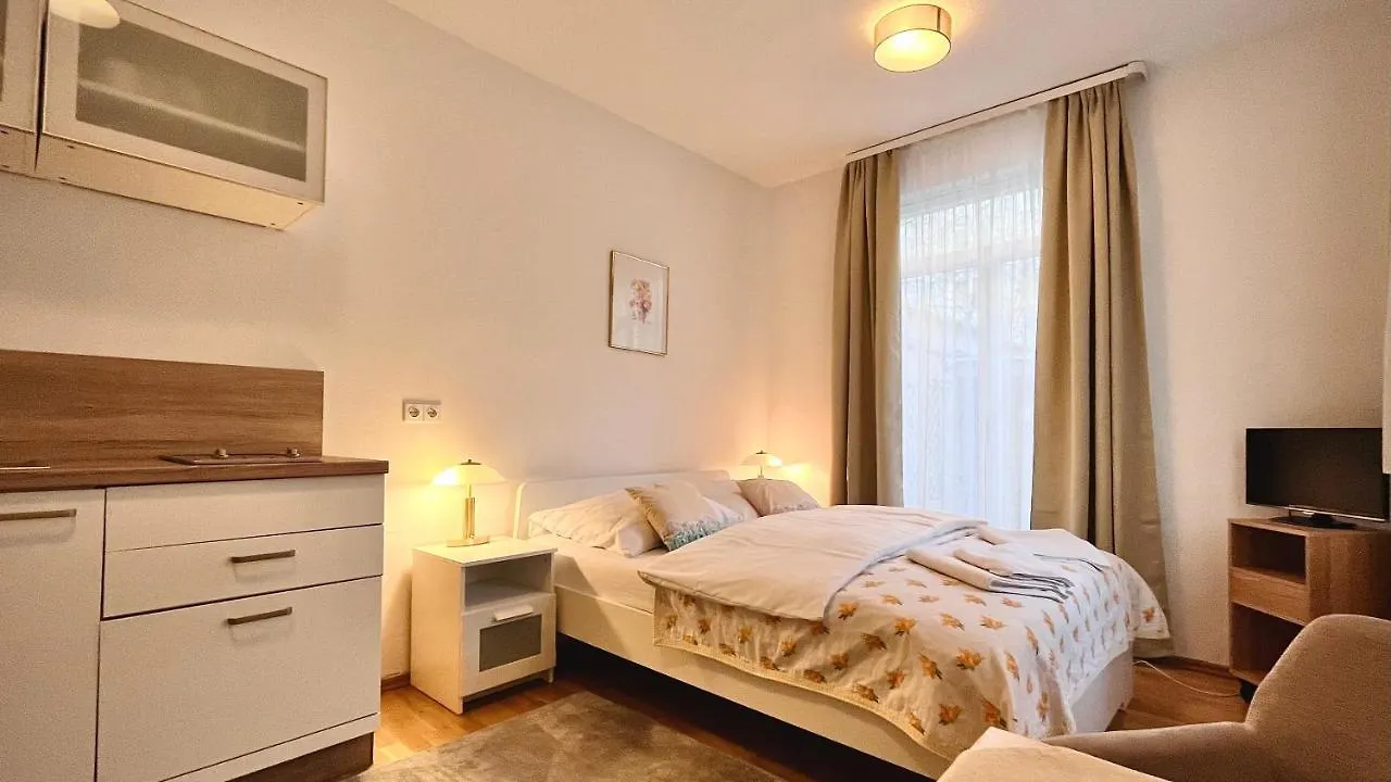 Pension Tokus Nuremberg Germany