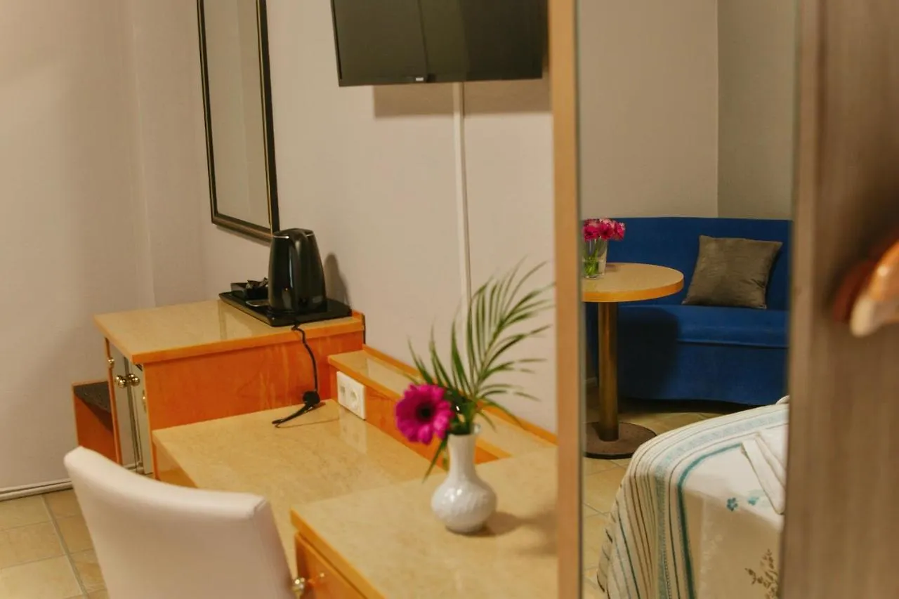Pension Tokus Nuremberg Apartment